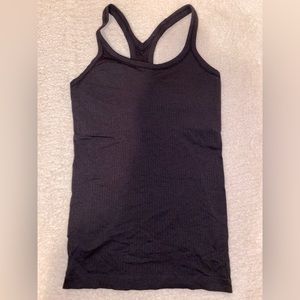 Lululemon ebb to street (full length) tank size 4 BLACK